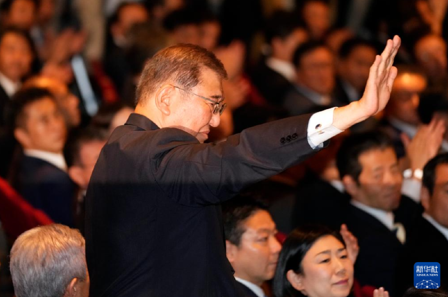 石破茂：愿与中方共同打造“建设性的、稳定的”日中关系