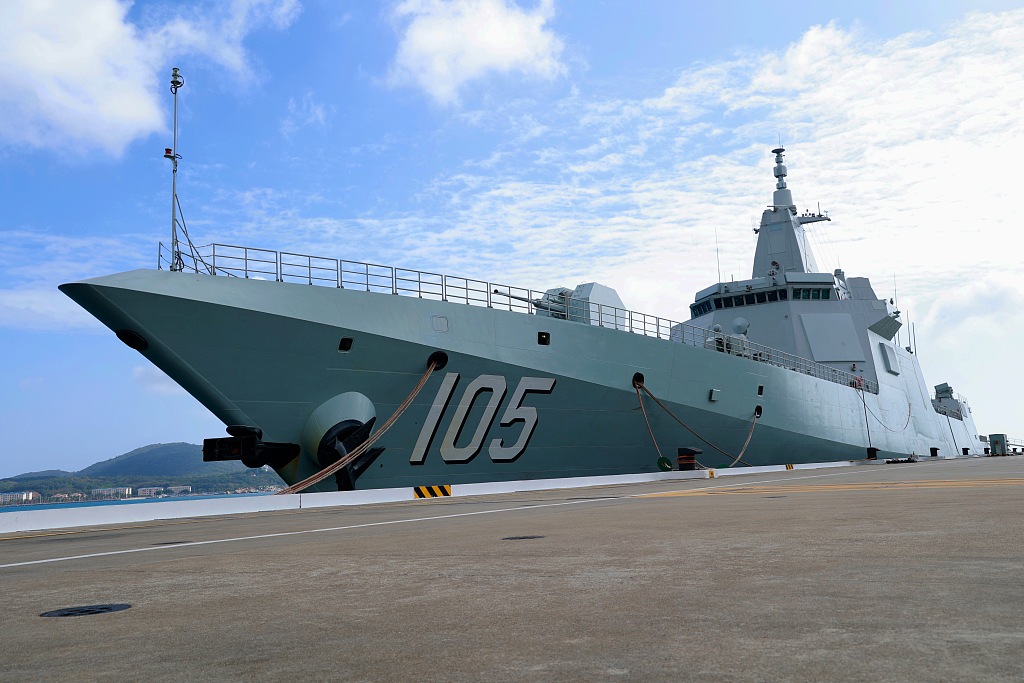 大连舰资料图(视觉中国)解放军南部战区16日发布的报道显示,前不久,由