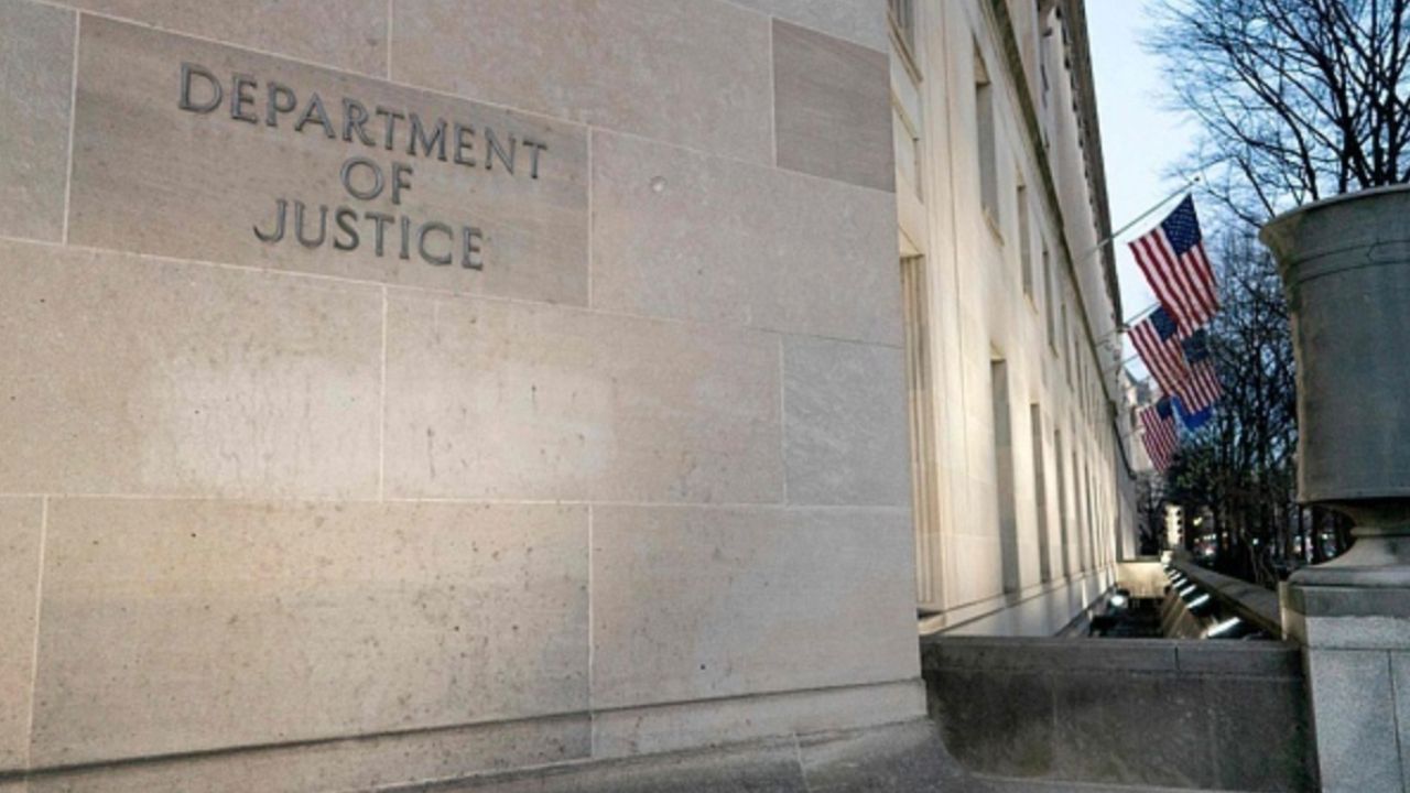 五家美国小企业诉美政府关税政策案开庭